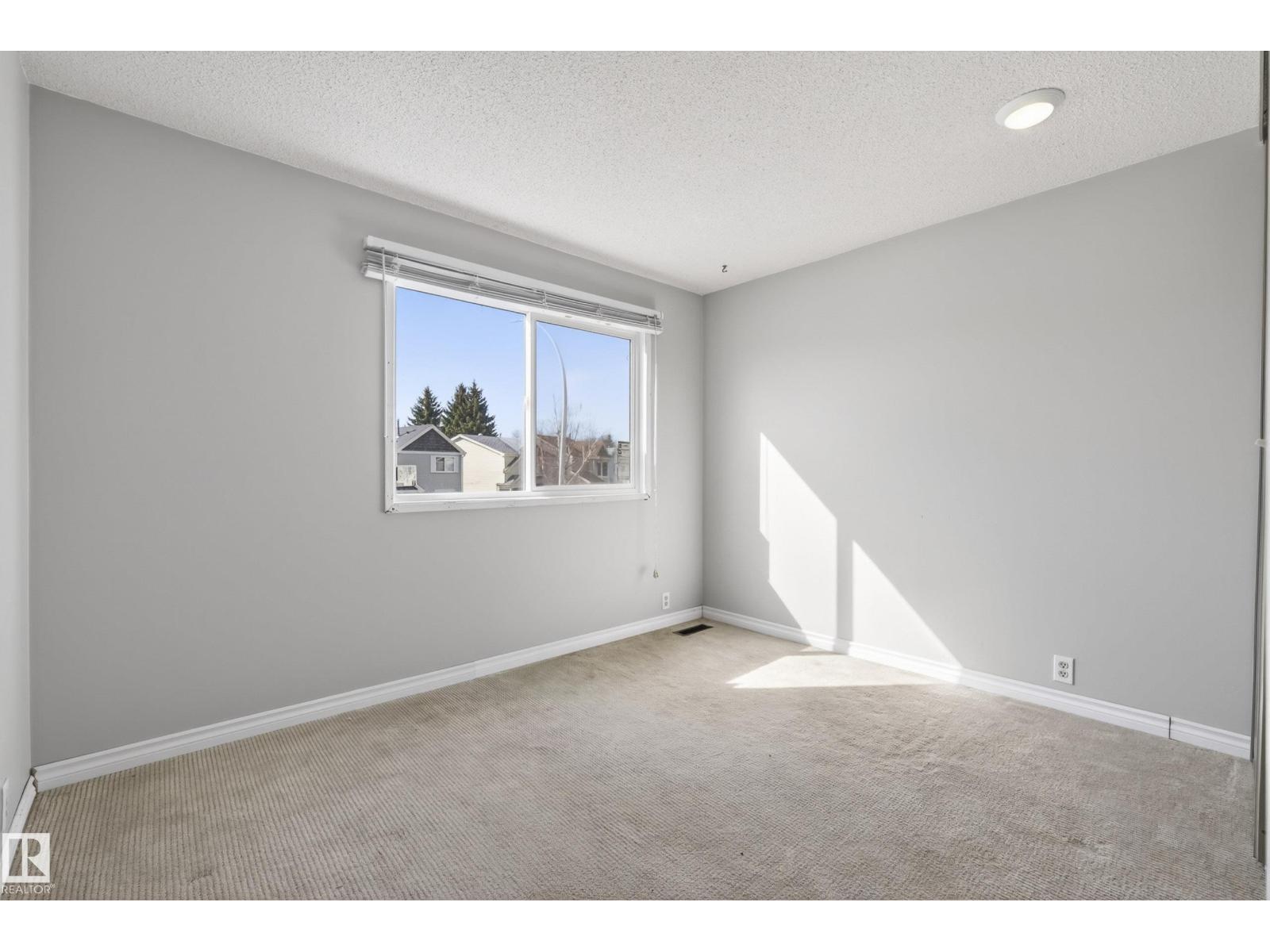 276 VANTAGE LN, Sherwood Park