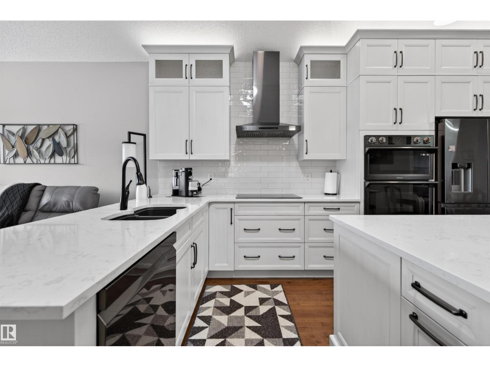 6808 CARDINAL LI SW, Edmonton