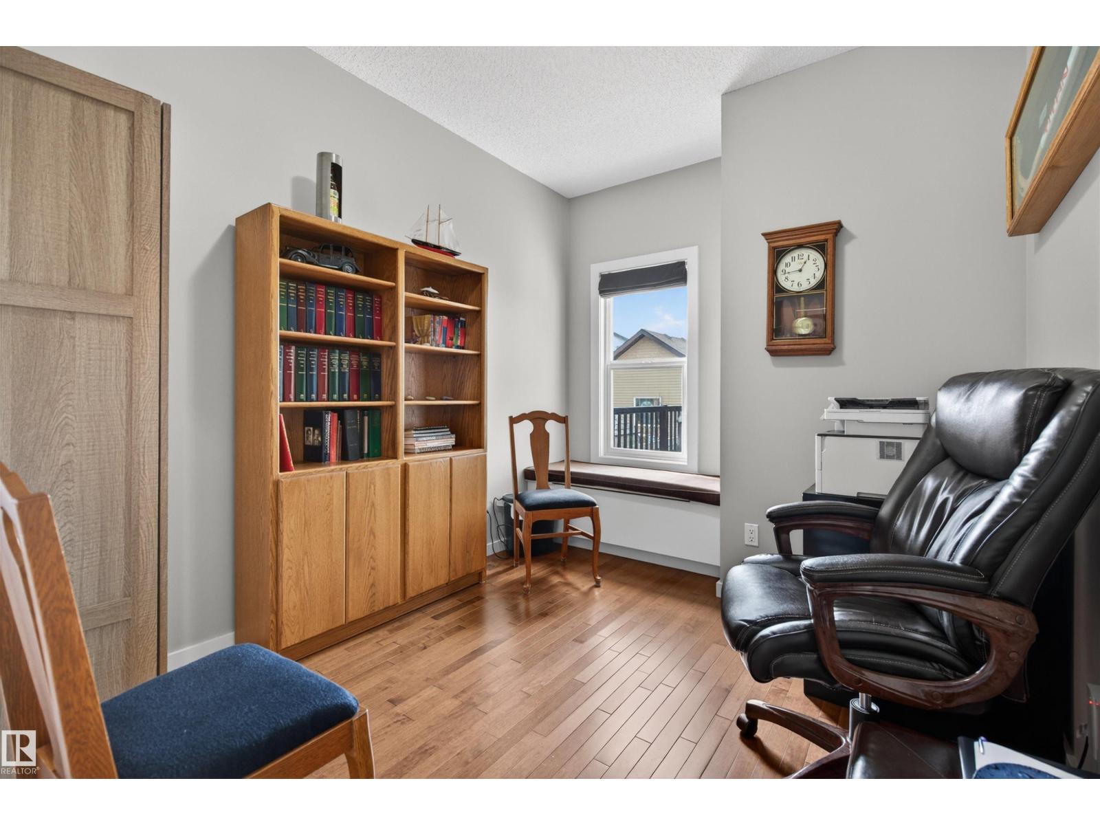 6808 CARDINAL LI SW, Edmonton