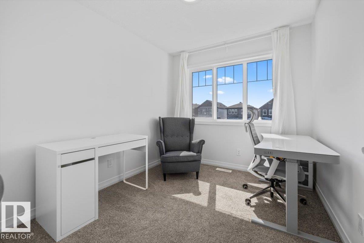 2418 TRUMPETER WY NW, Edmonton