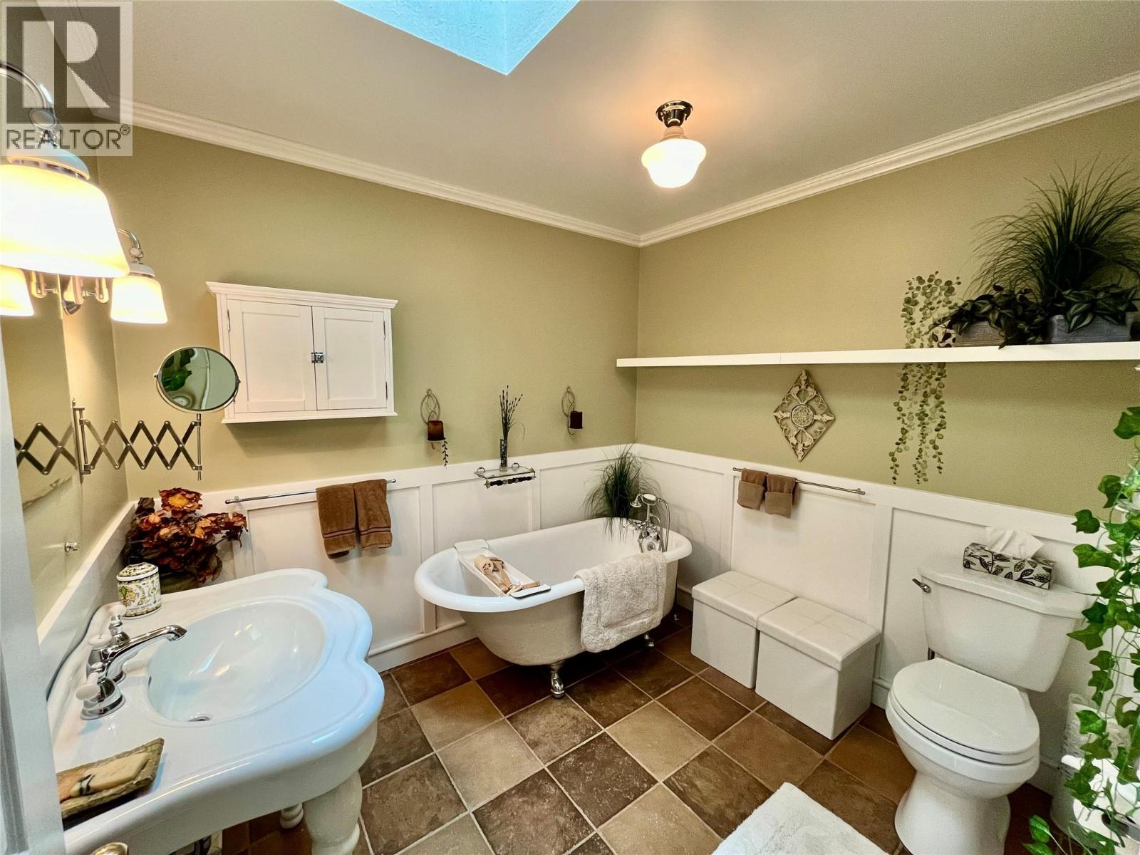 Main Bath