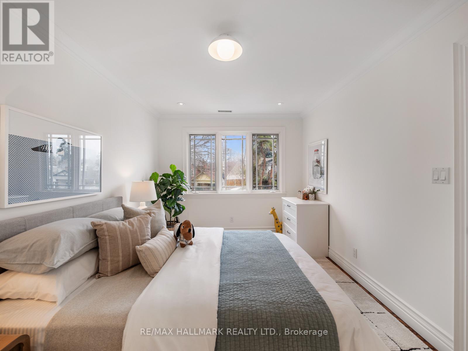 122 HOPEDALE AVENUE - 31