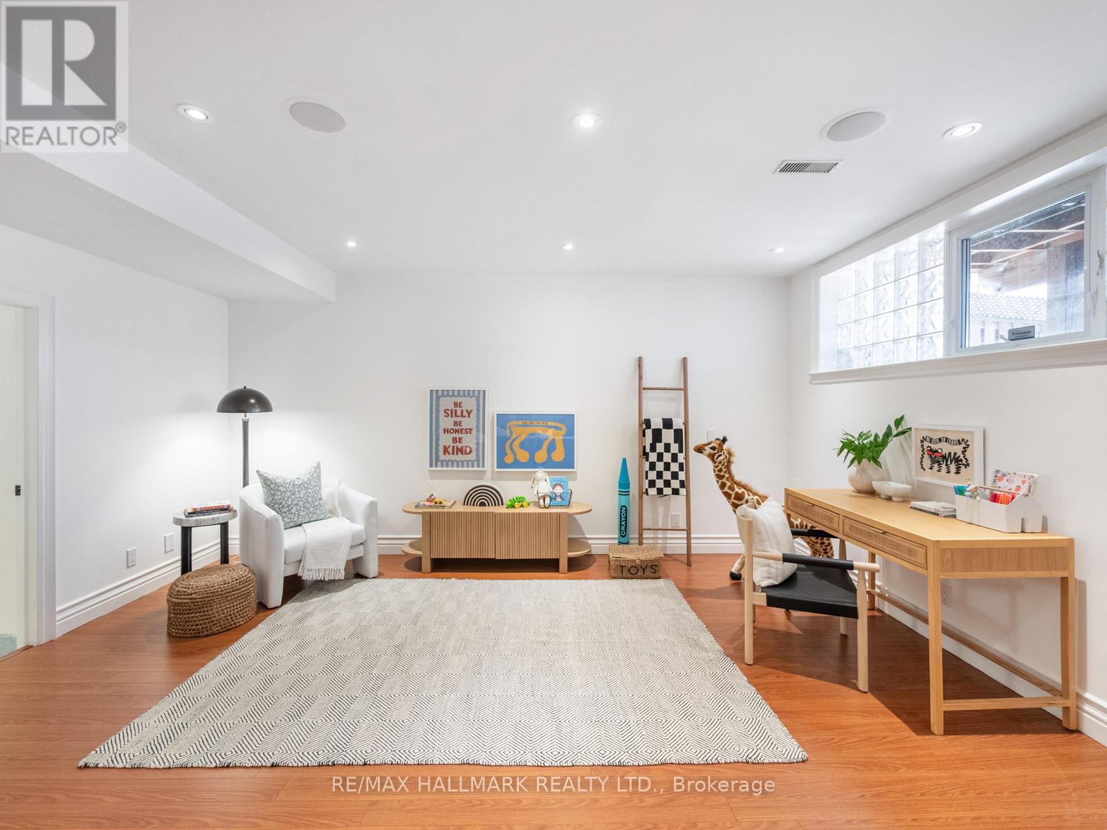 122 HOPEDALE AVENUE - 40