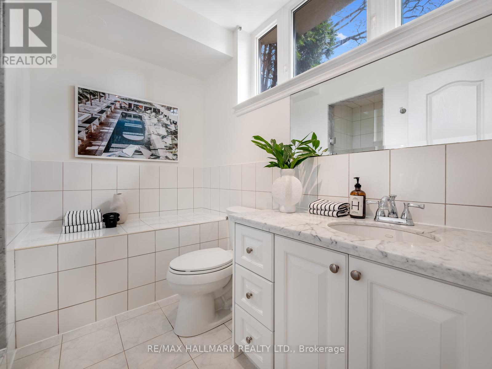 122 HOPEDALE AVENUE - 43