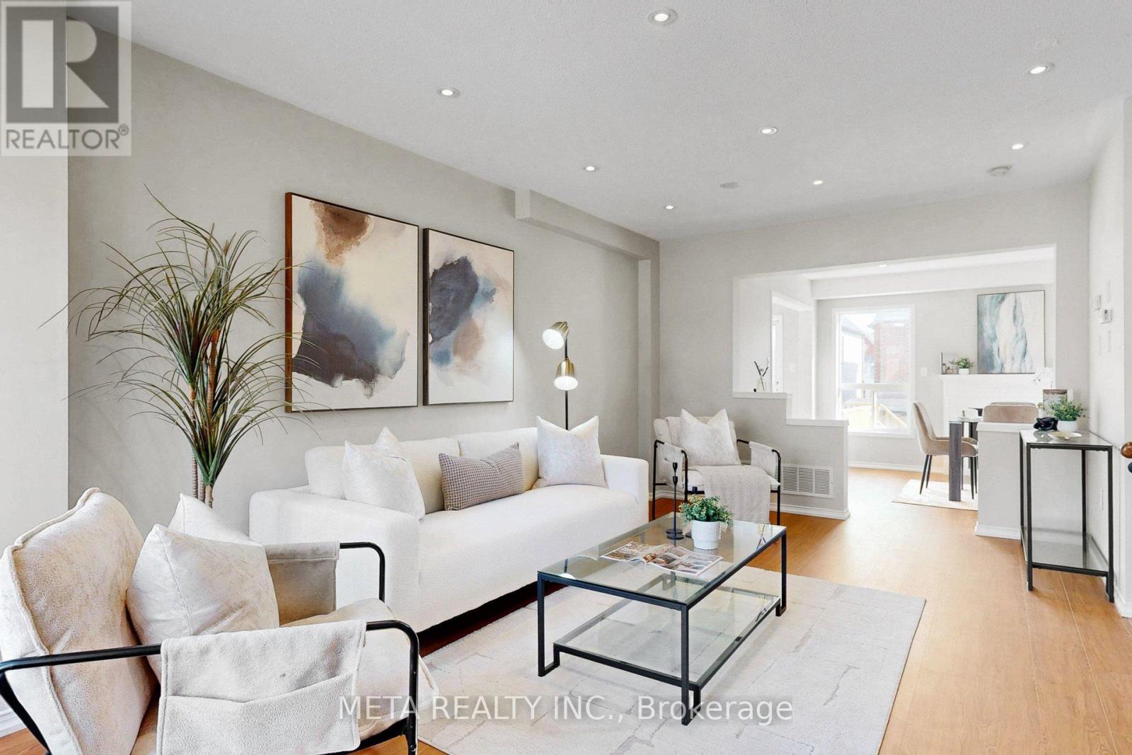 74 MCSWEENEY CRESCENT - 4
