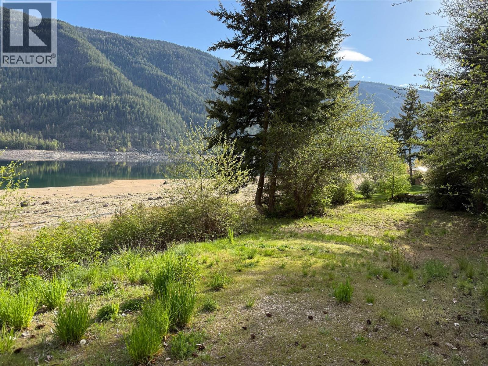  5378 Broadwater Road, Castlegar