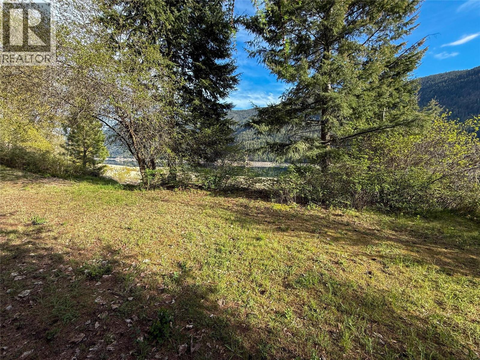  5378 Broadwater Road, Castlegar