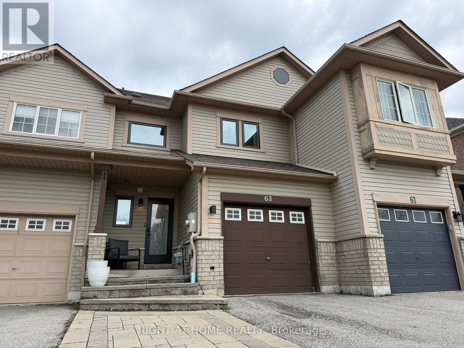 63 CANDLEBROOK DRIVE S