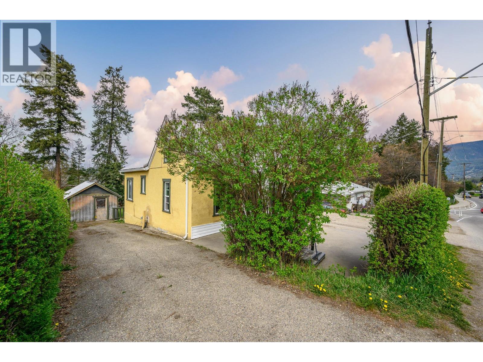 3620 Rosedale Avenue - 2