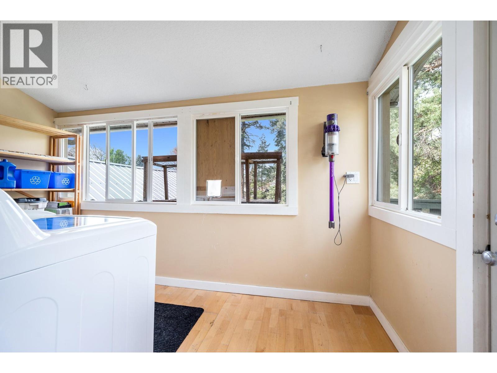 3620 Rosedale Avenue - 21