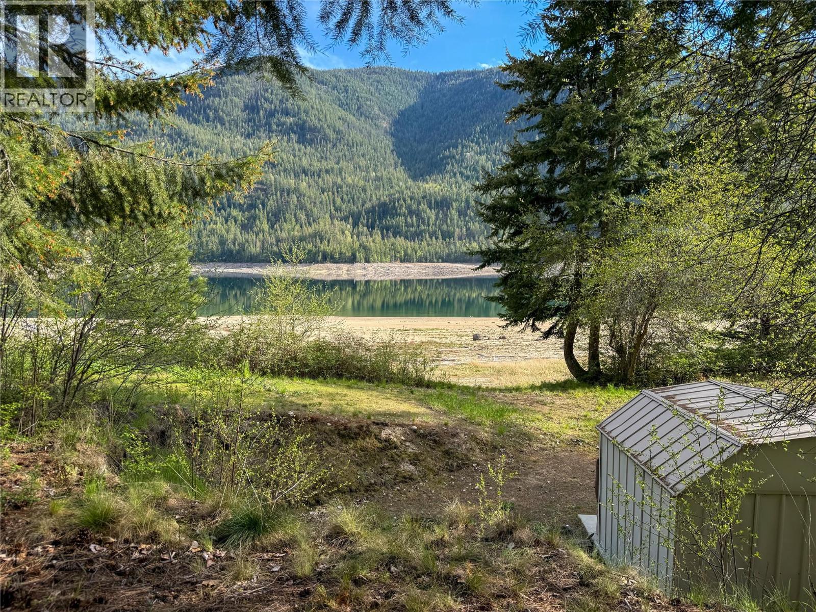  5378 Broadwater Road, Castlegar