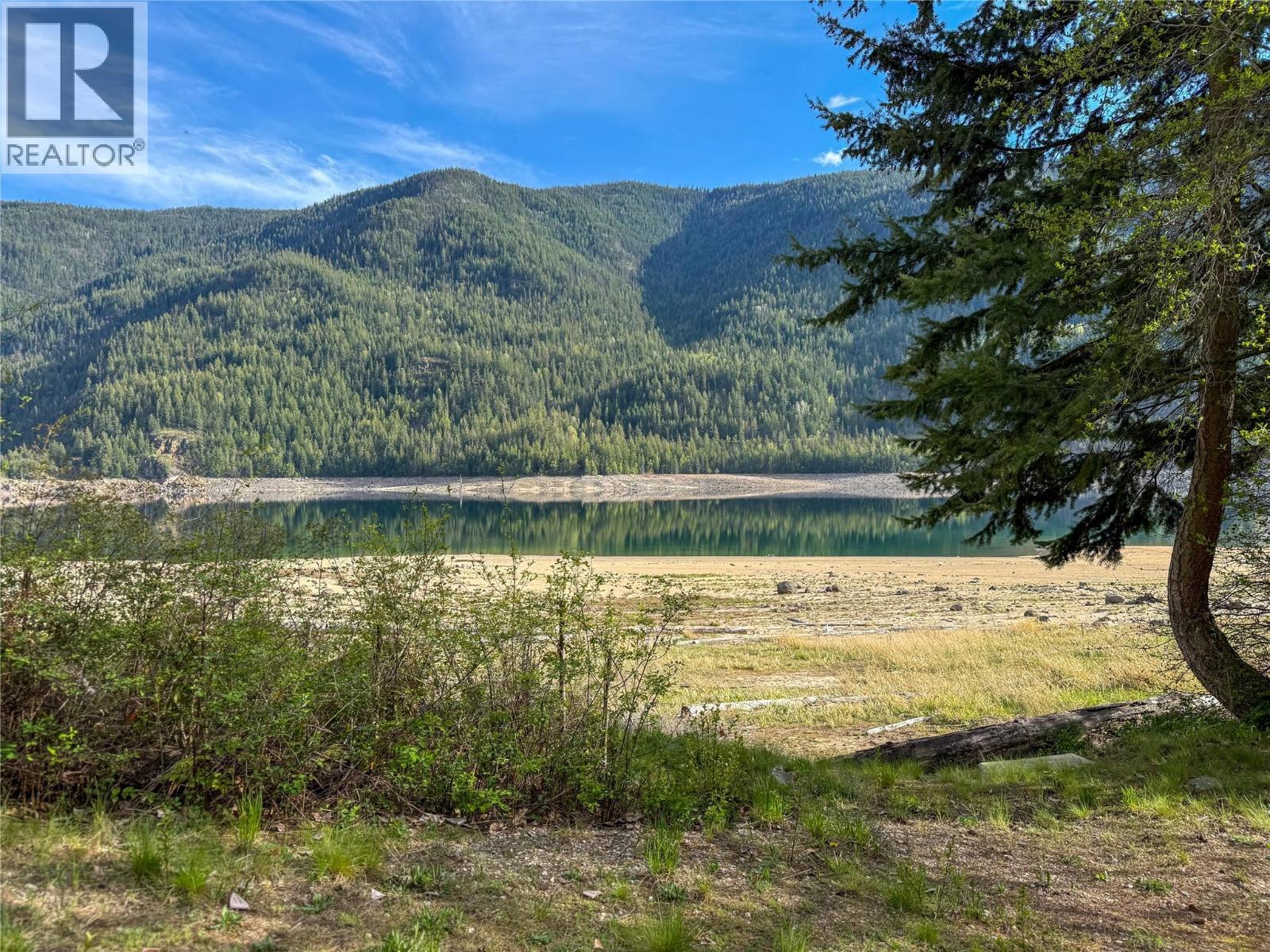  5378 Broadwater Road, Castlegar