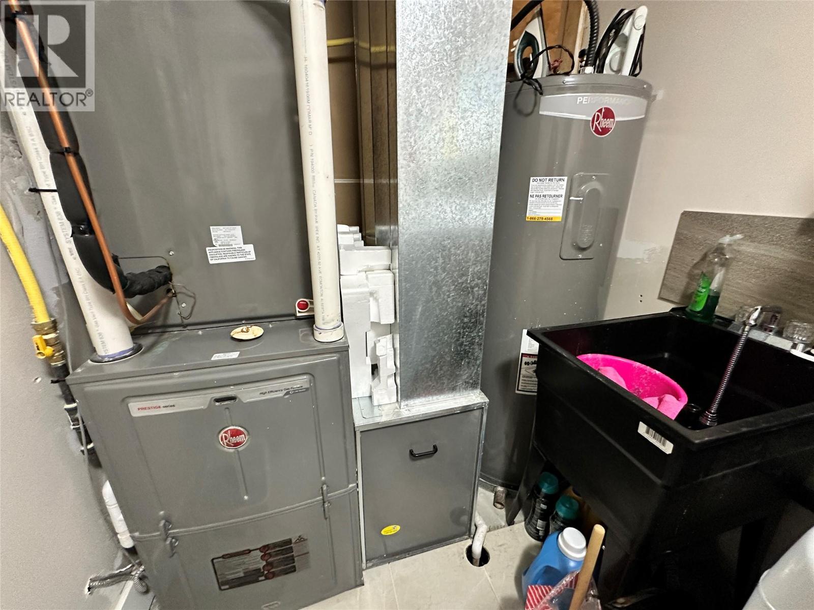 8121 BIRCHWOOD Drive - 35