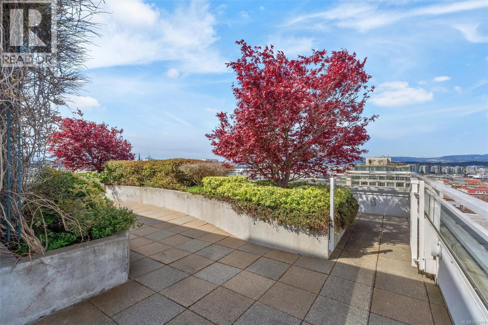 1101 834 Johnson Street, Victoria