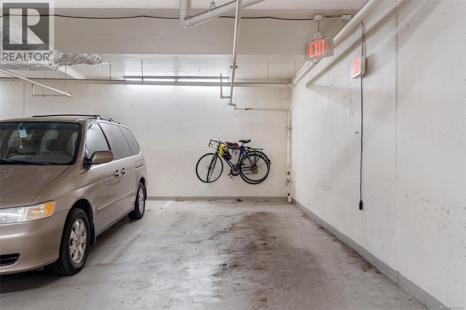 1101 834 Johnson Street, Victoria