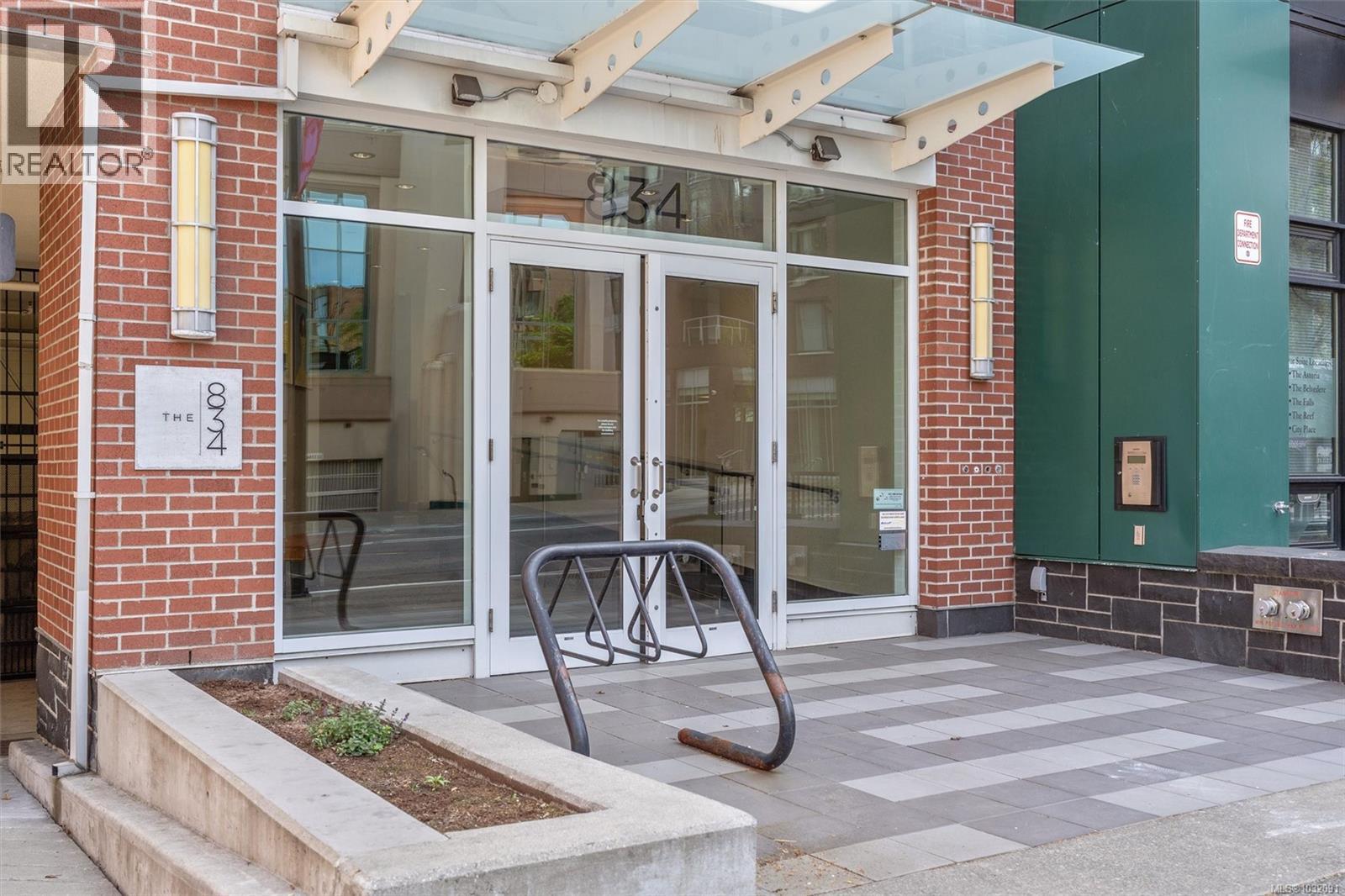 1101 834 Johnson Street, Victoria