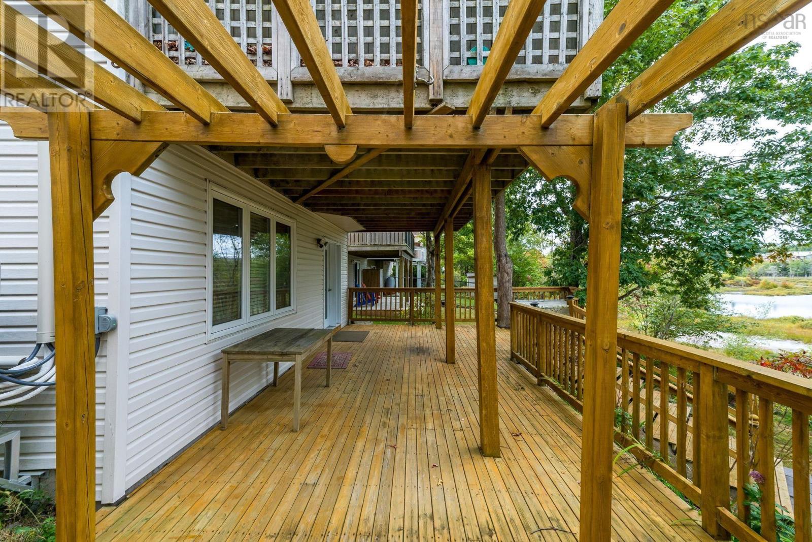 83 Red Fern Terrace — photo 38