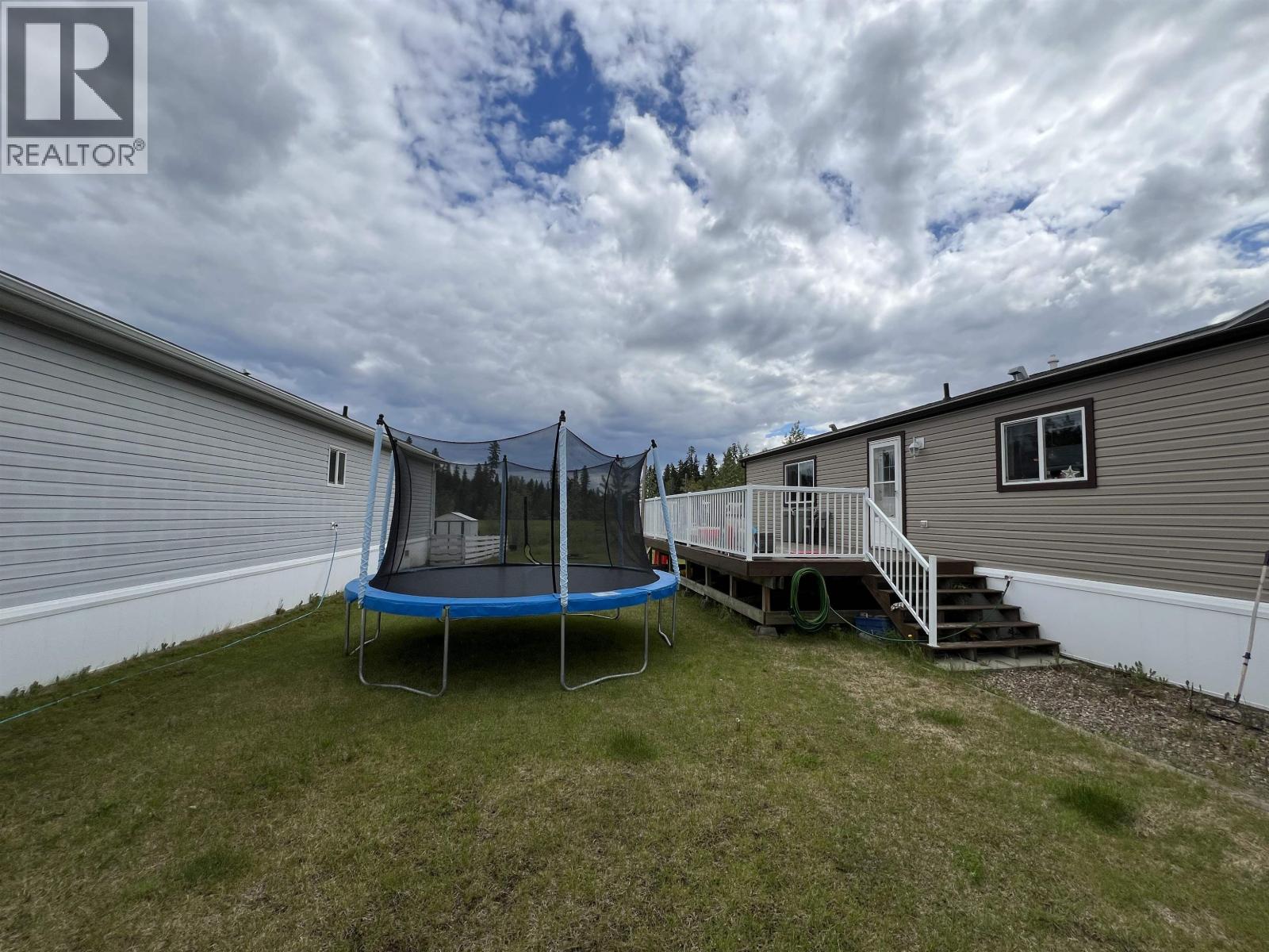 5514 PINE CRESCENT - 12