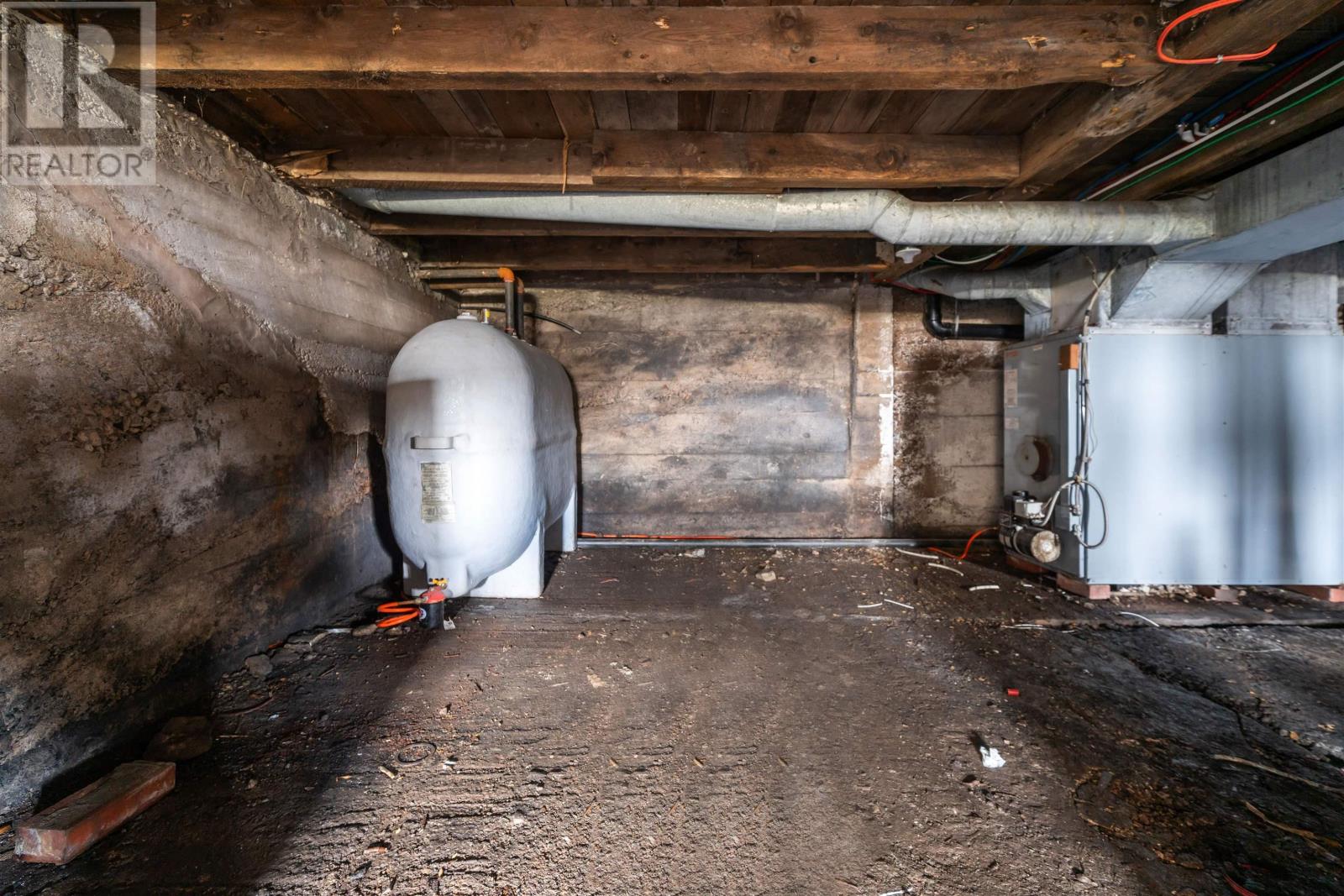 Property 28 of 48 of 2482 Athol Road