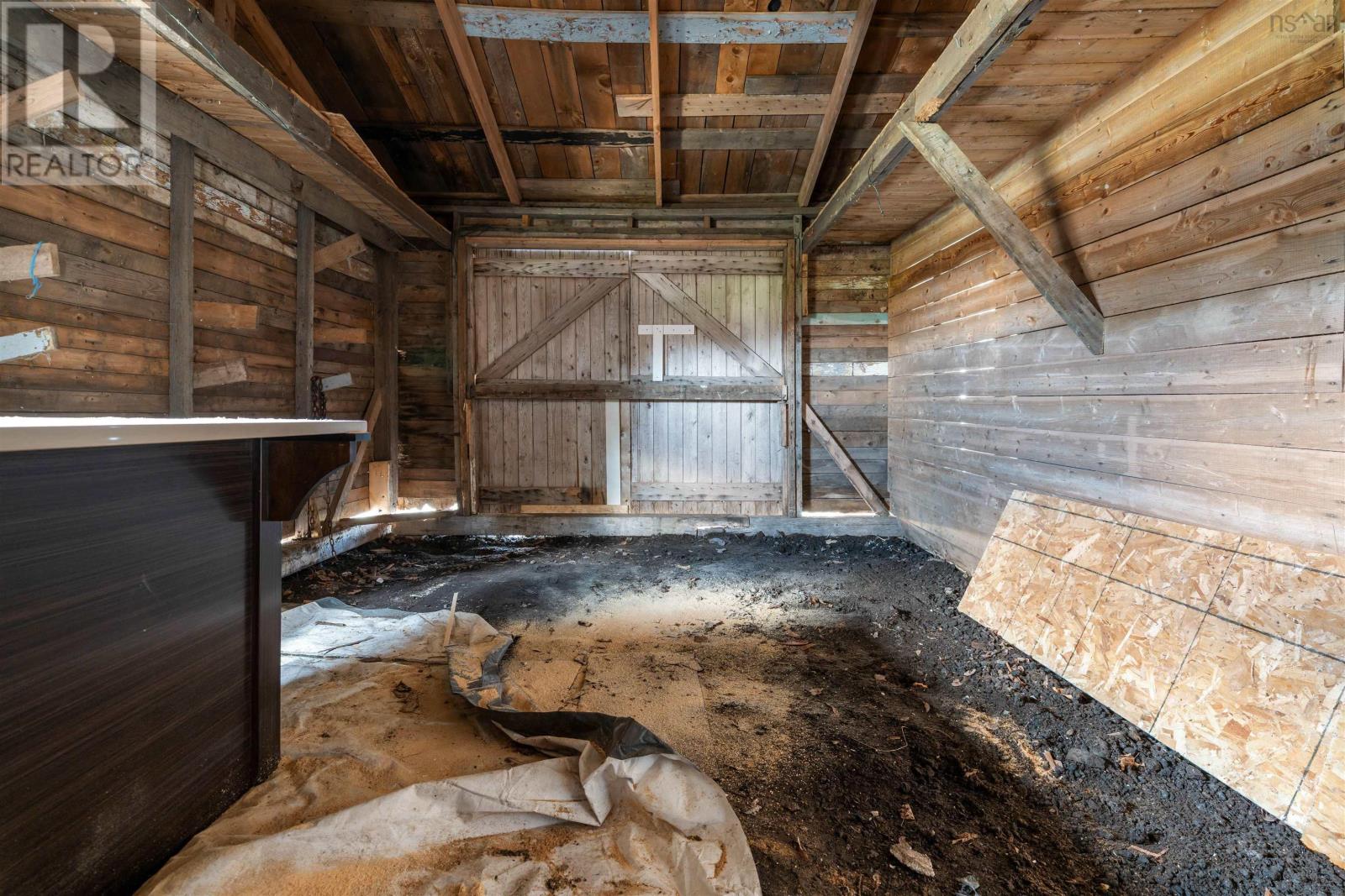 Property 46 of 48 of 2482 Athol Road