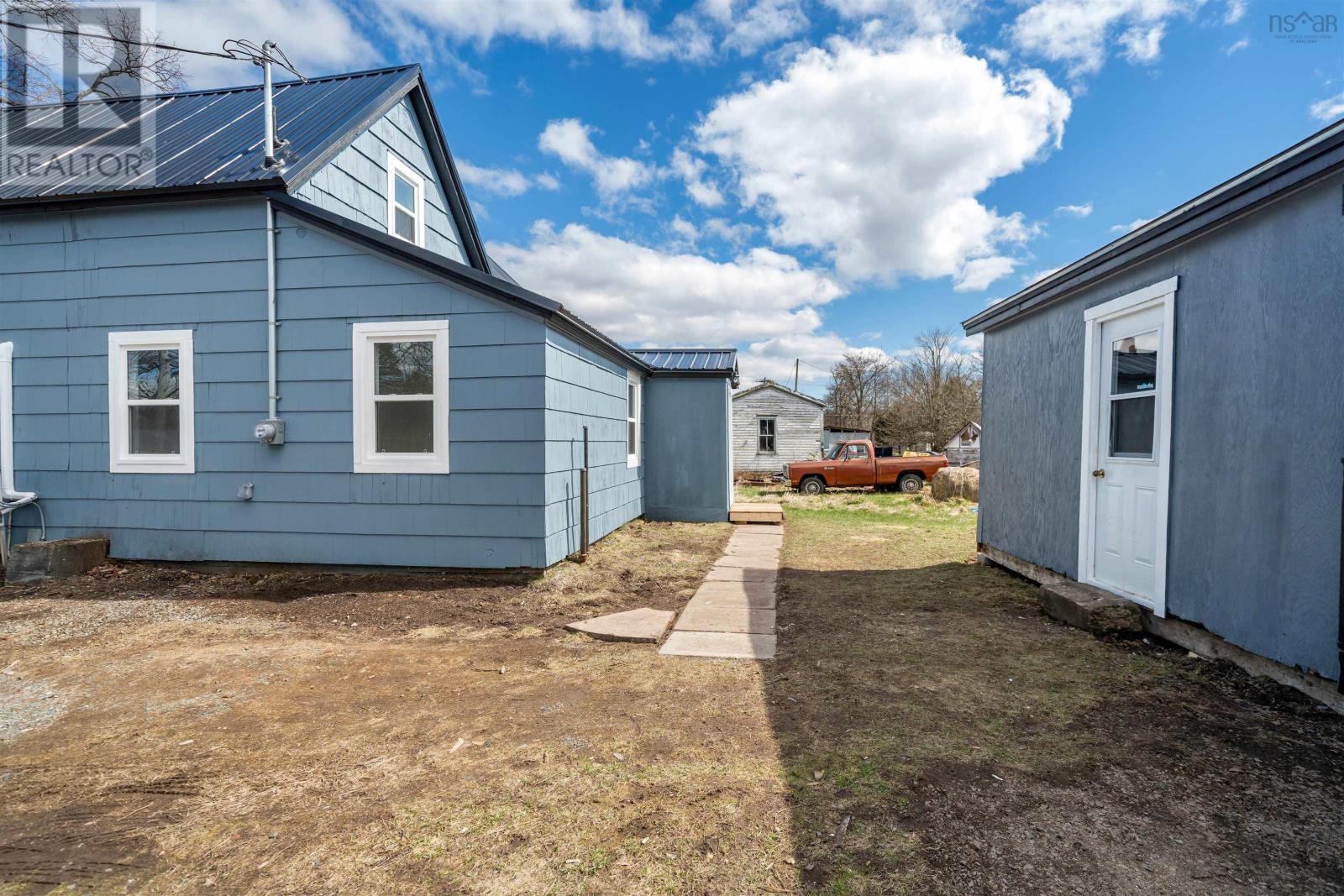 Property 41 of 48 of 2482 Athol Road