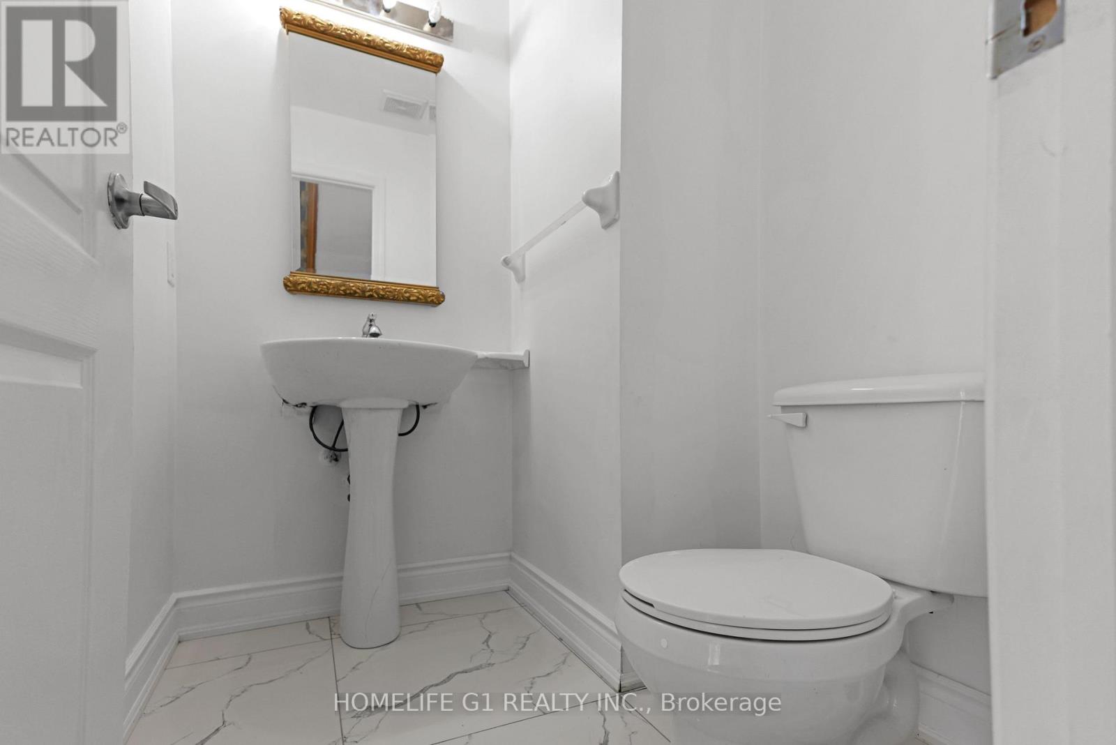 35 HARPREET CIRCLE - 12