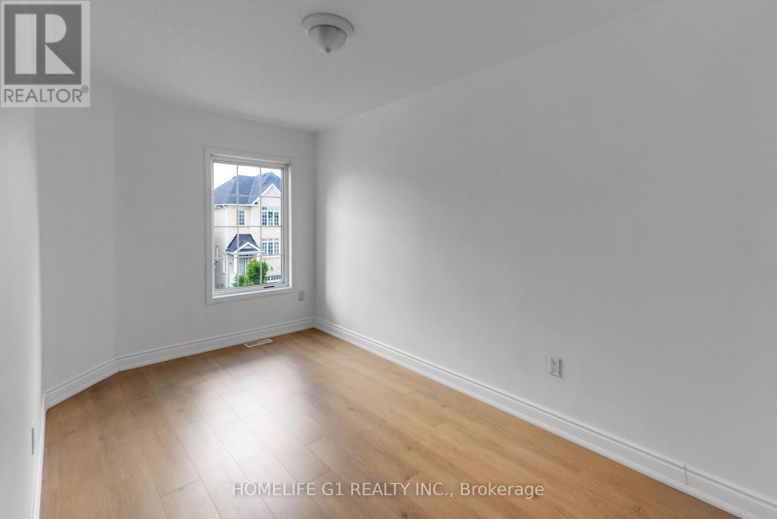 35 HARPREET CIRCLE - 19