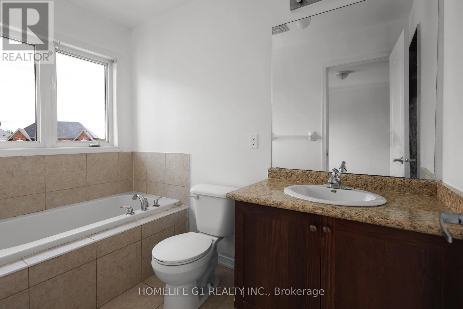 35 HARPREET CIRCLE - 30
