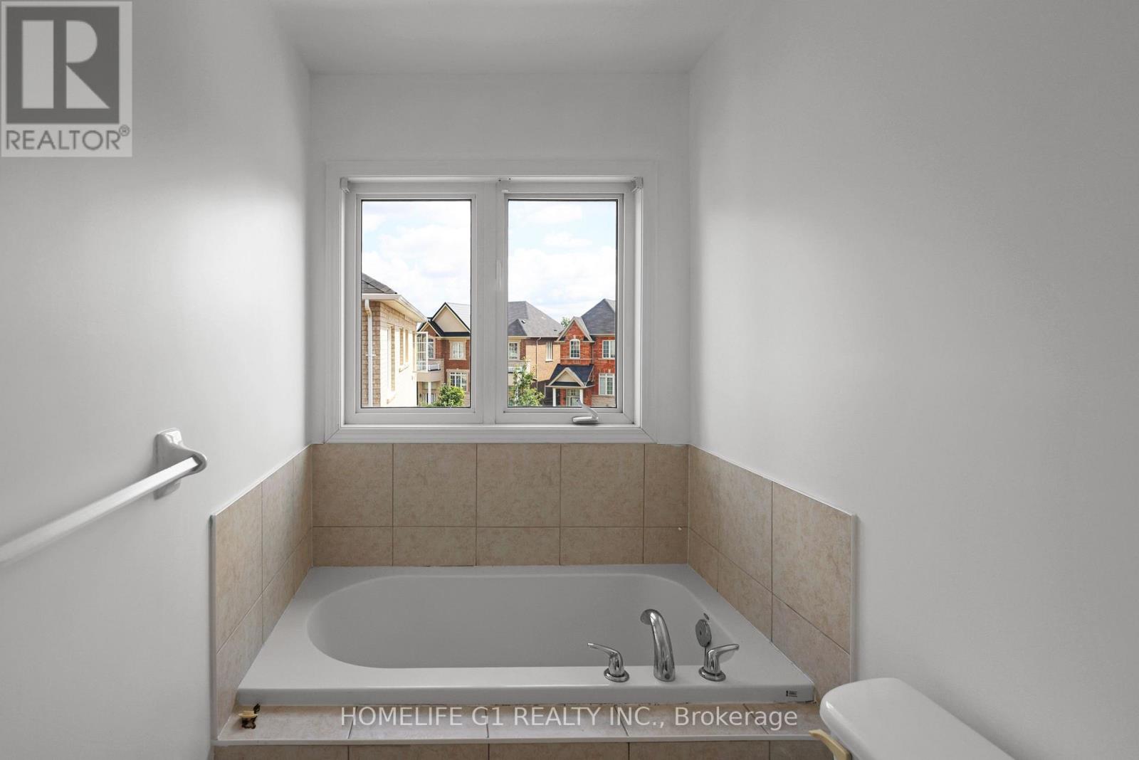 35 HARPREET CIRCLE - 31