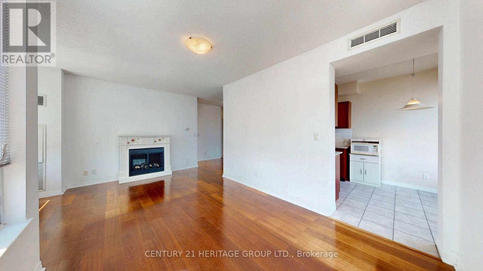 #405 1359 RATHBURN ROAD E - 10