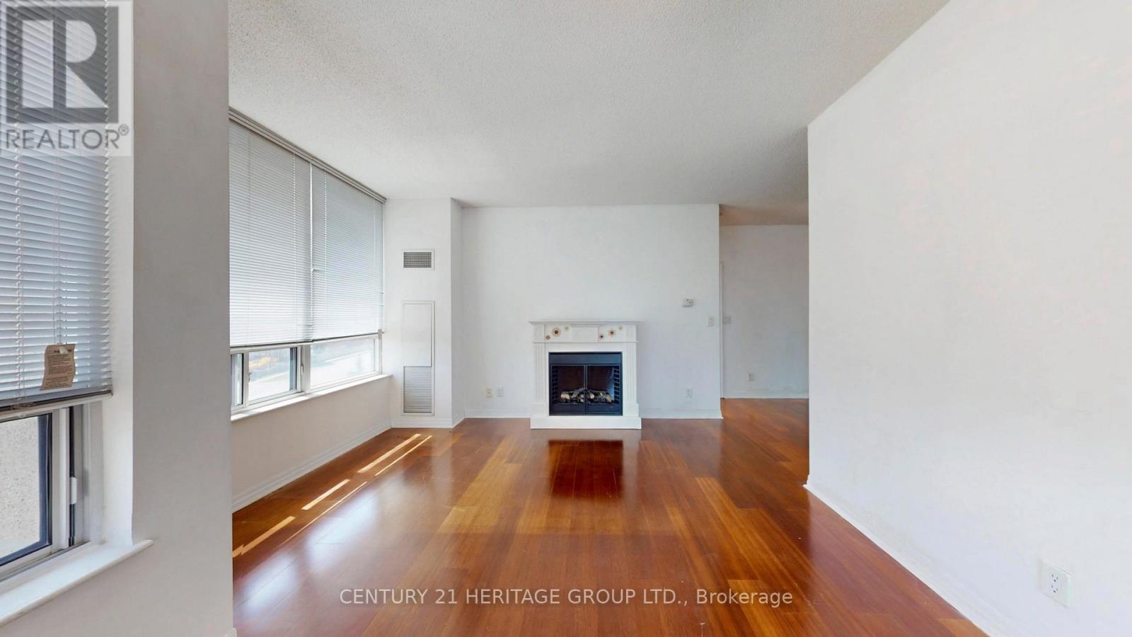 #405 1359 RATHBURN ROAD E - 11