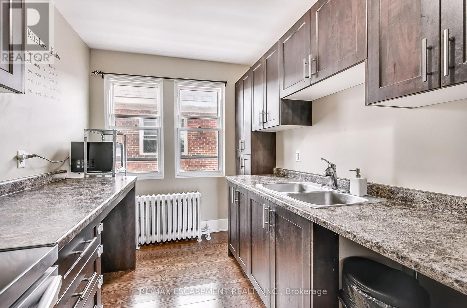 #14 25 MOUNTWOOD AVENUE - 10