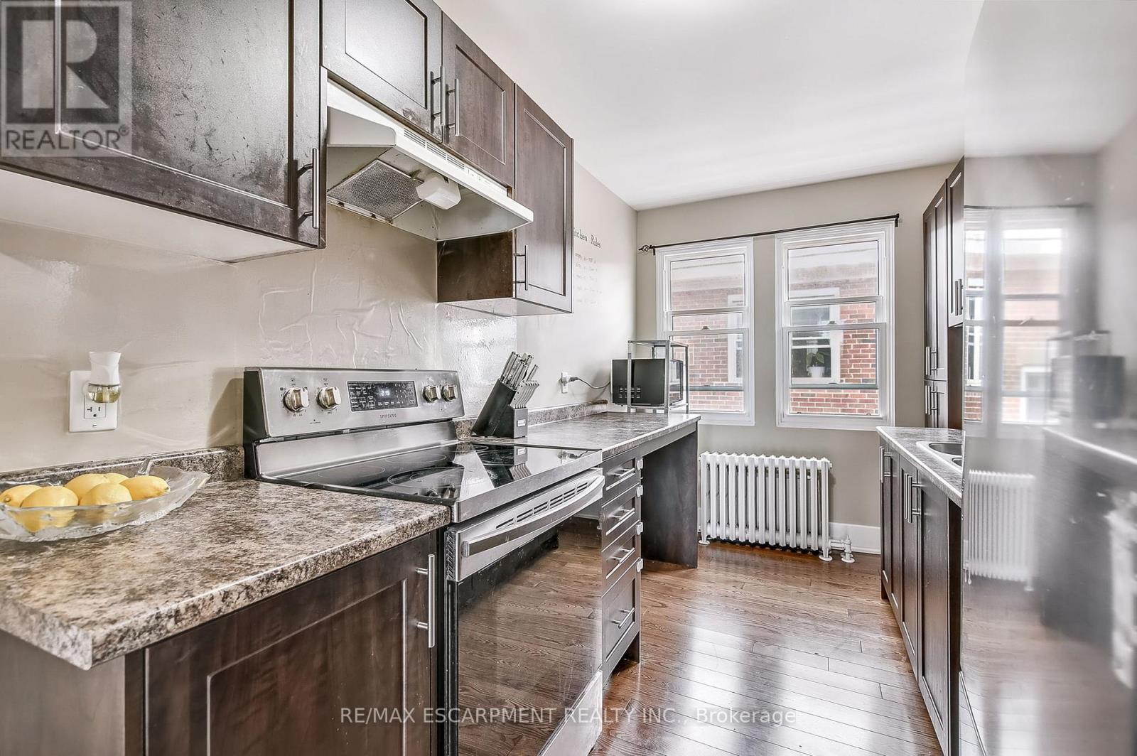 #14 25 MOUNTWOOD AVENUE - 9