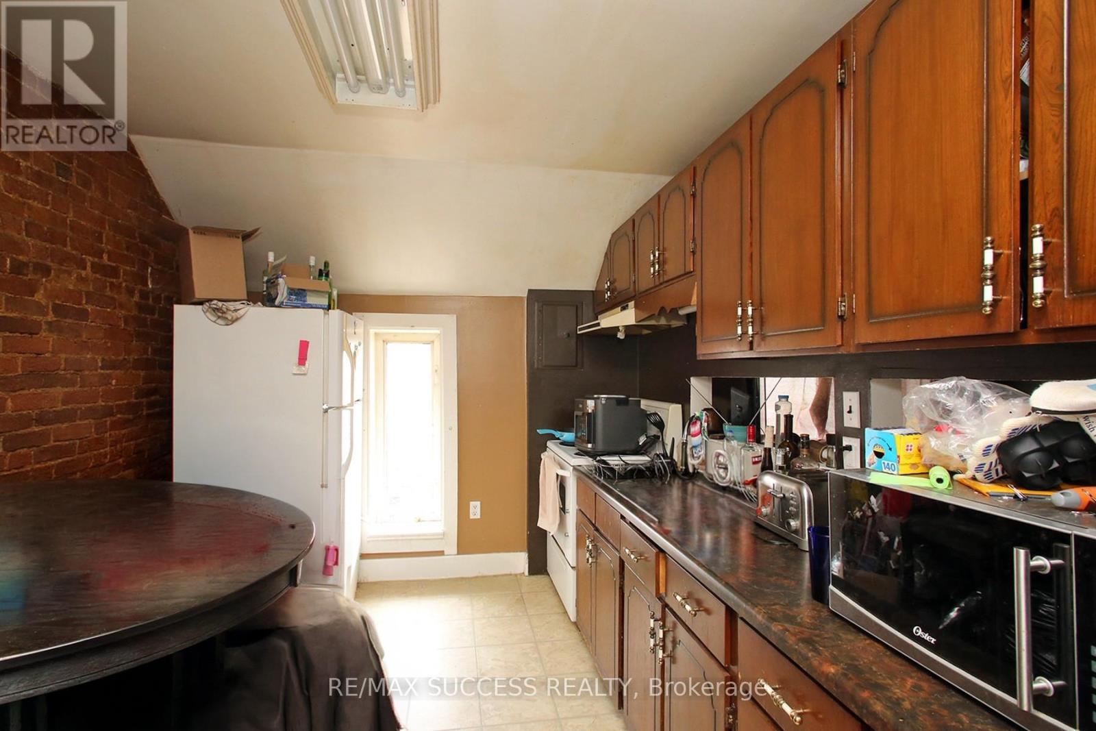22 & 24 RIVER STREET - 21