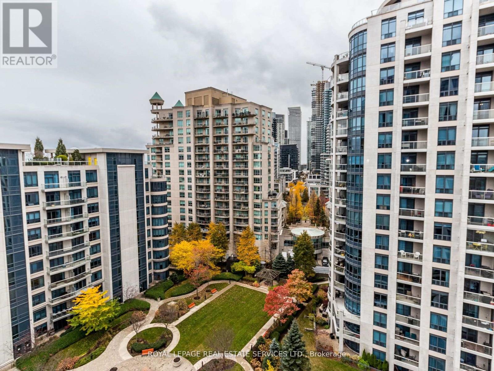 1113 - 2083 LAKE SHORE BOULEVARD W — photo 31