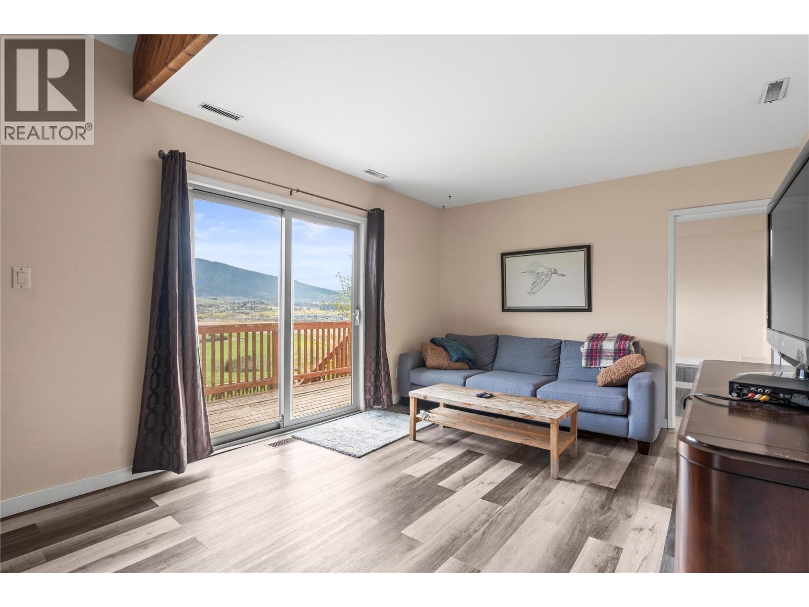 6515 Eagle Road, Vernon