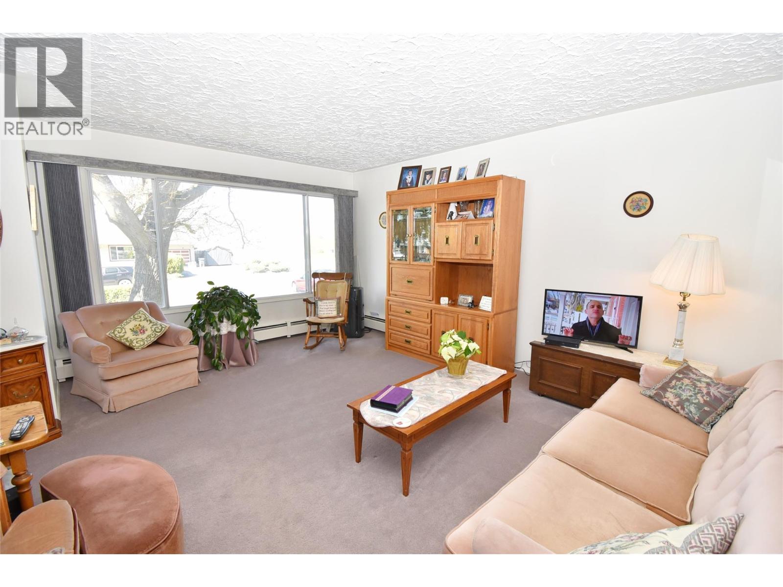 5755 McClure Road, Vernon