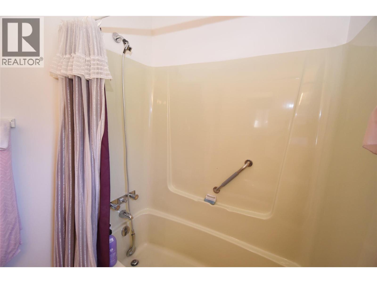 5755 McClure Road, Vernon