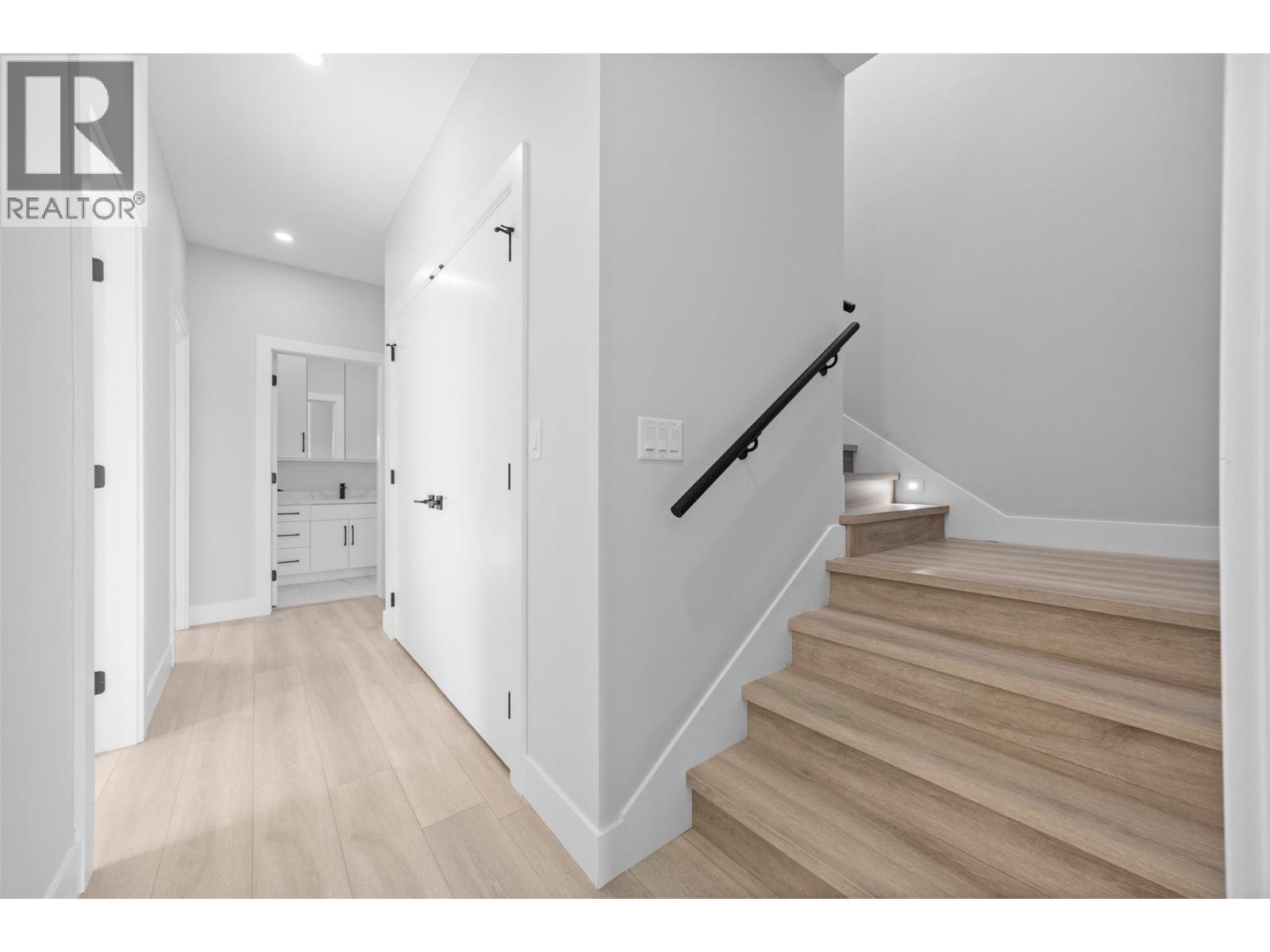 954 Stockwell Avenue Unit# 1, Kelowna