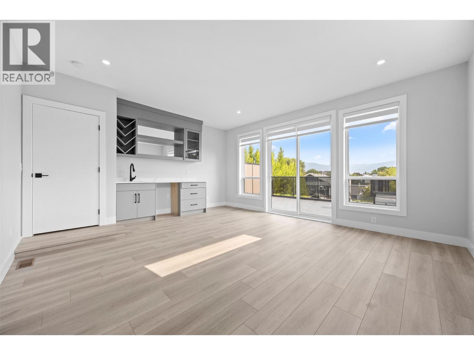 954 Stockwell Avenue Unit# 1, Kelowna