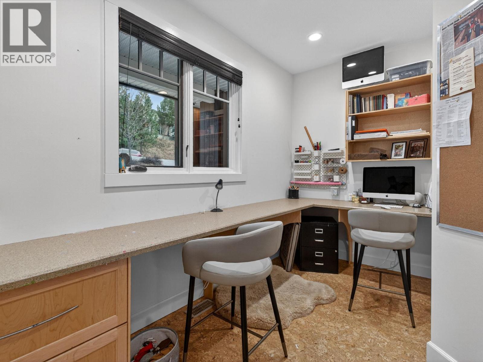  390 Okaview Road, Kelowna