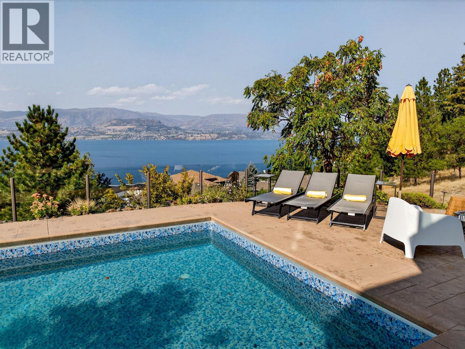  390 Okaview Road, Kelowna