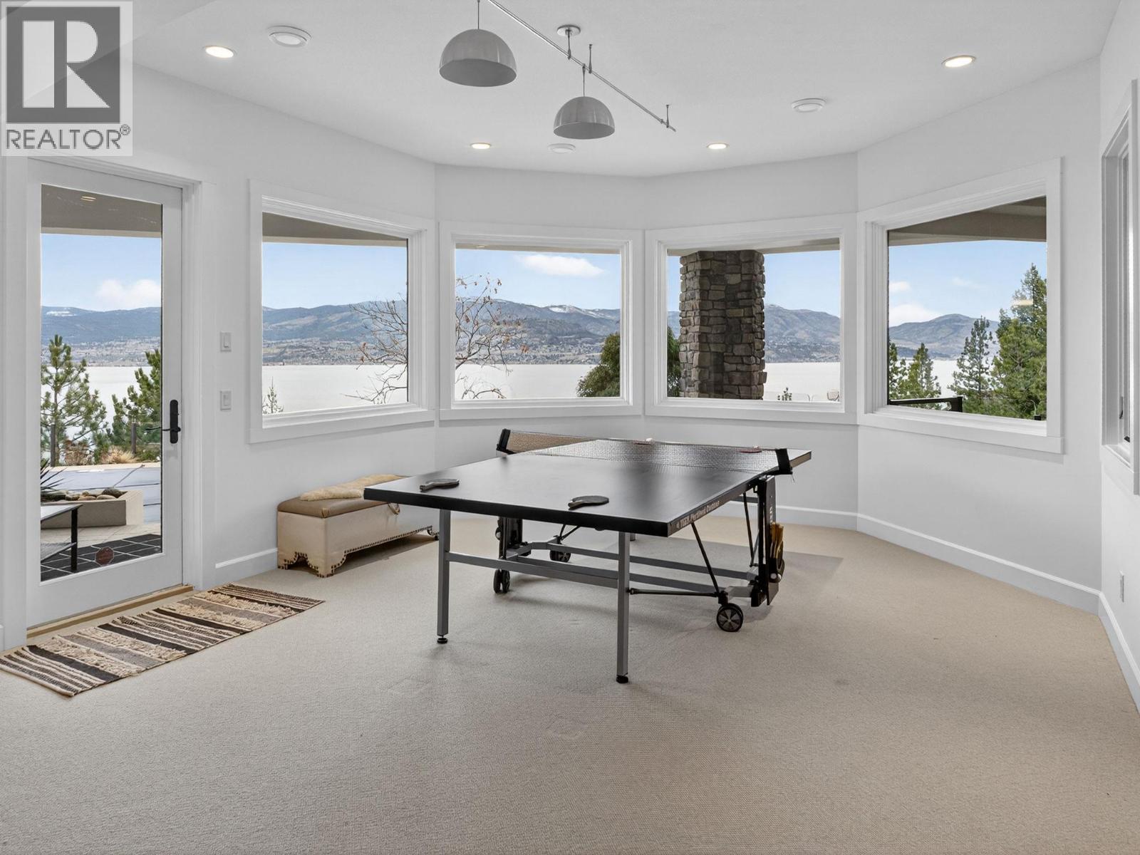  390 Okaview Road, Kelowna