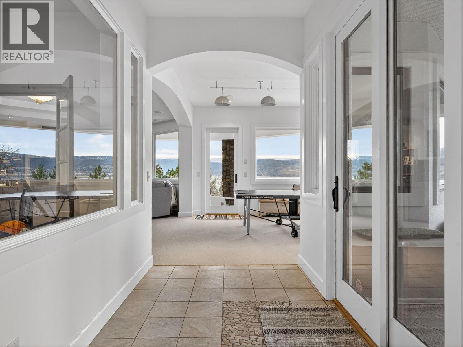  390 Okaview Road, Kelowna