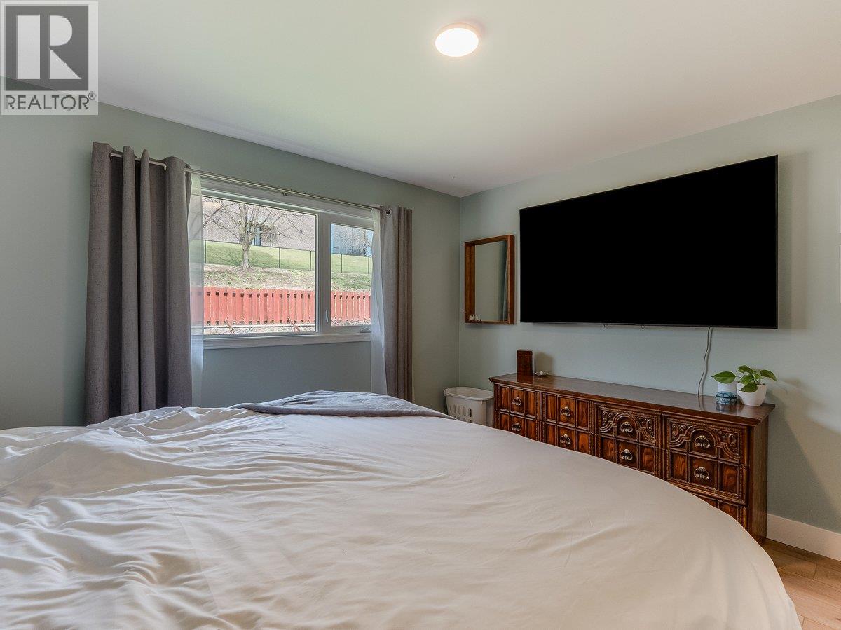 3557 HIGHWAY Drive - 20