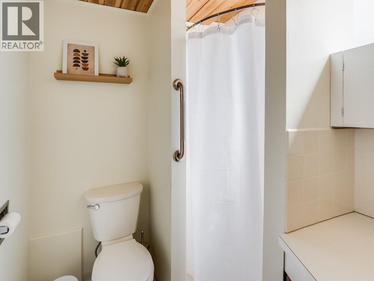 3557 HIGHWAY Drive - 33