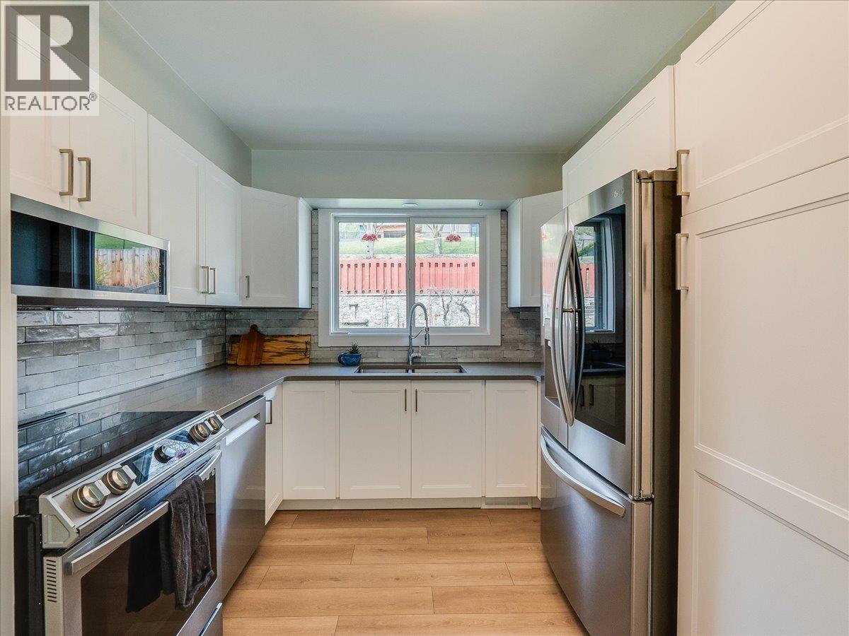 3557 HIGHWAY Drive - 12