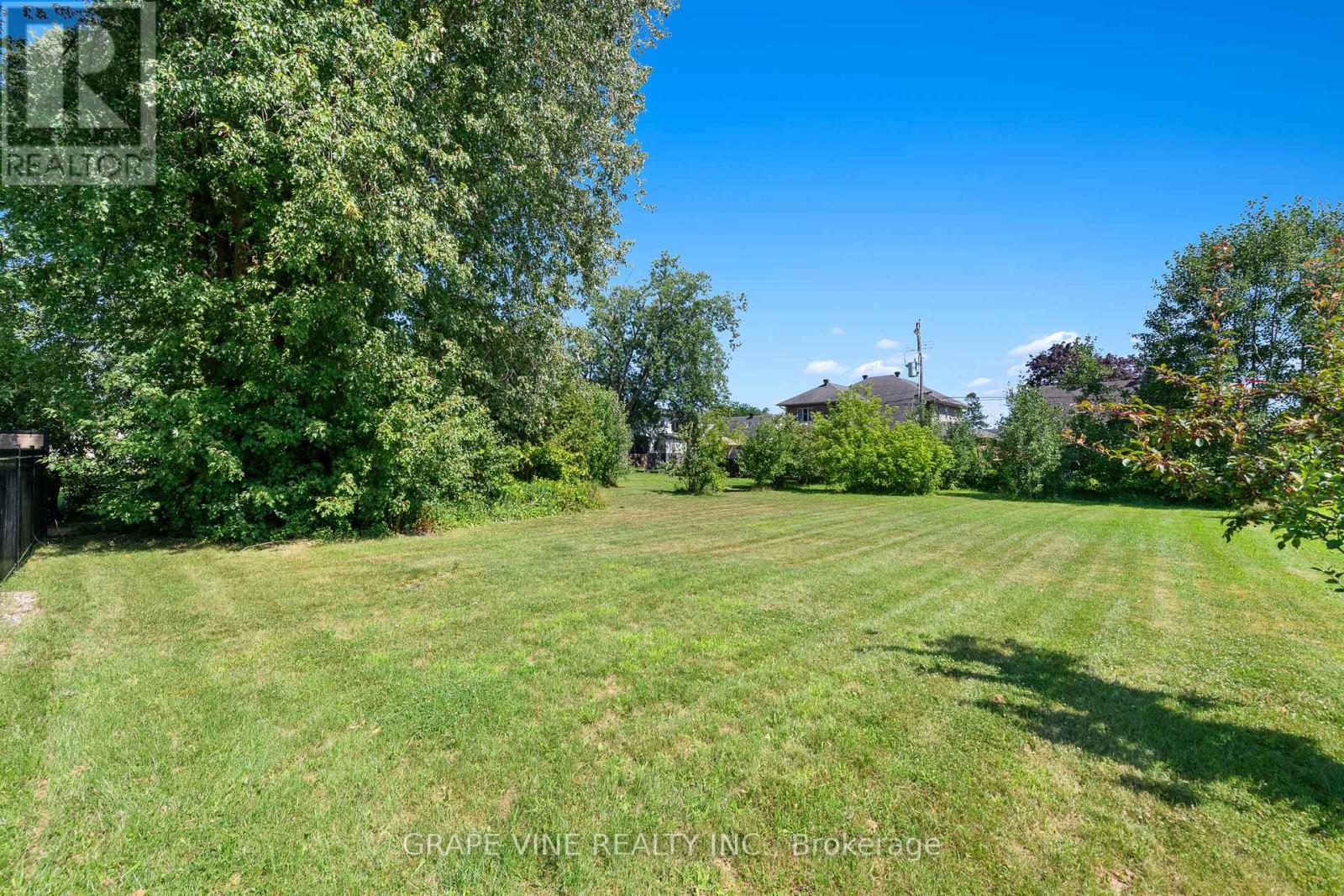 1108A FALAISE ROAD — photo 46