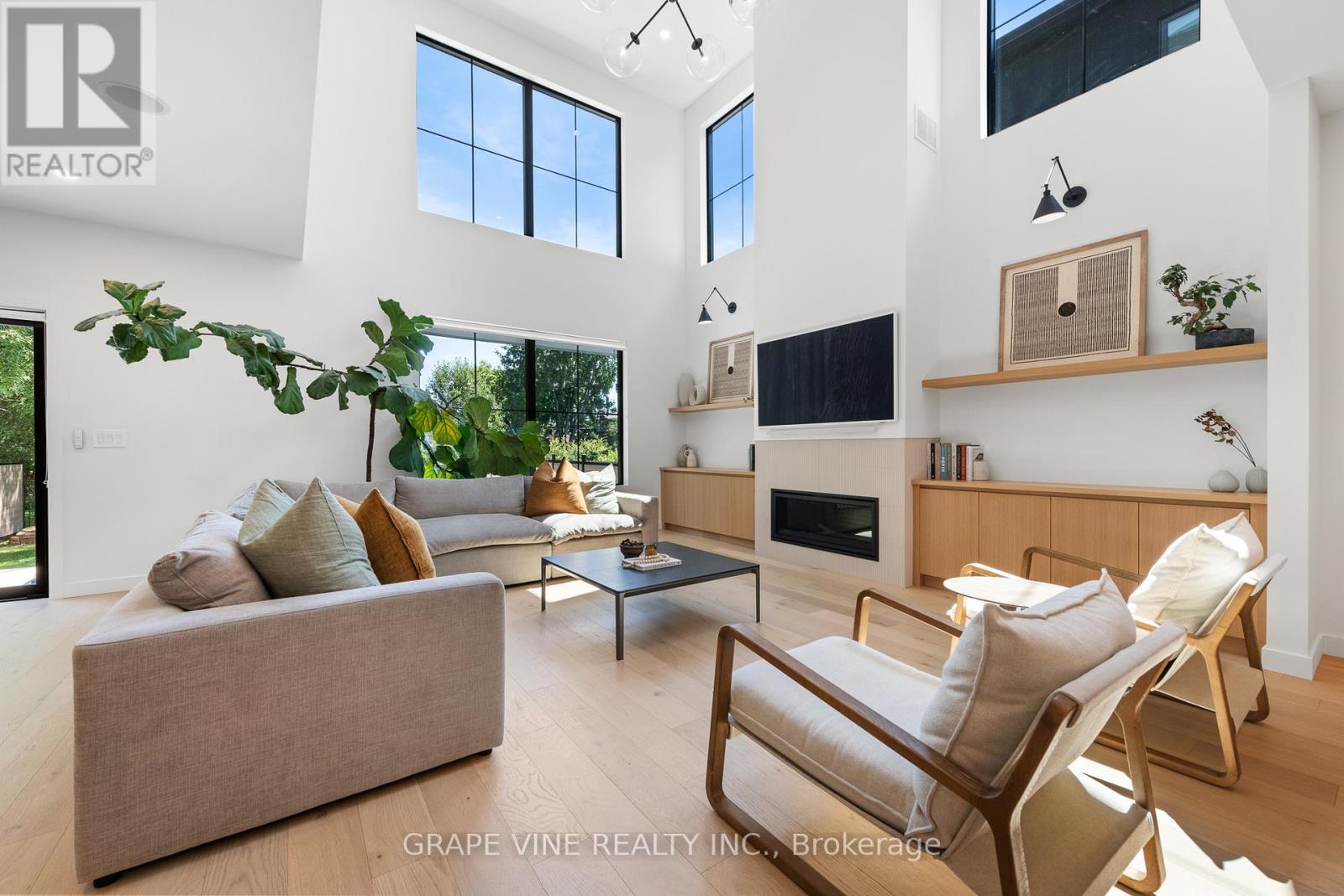 1108A FALAISE ROAD - 7