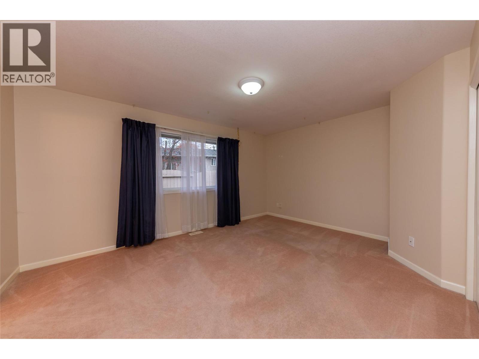 #3 723 Singh Street - 17